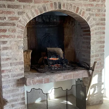 Calme Et Lumineux Dans Propriété De Caractère Avec Piscine - Fr-1-489-557 *