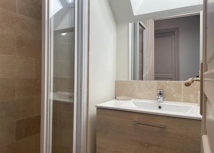 Calme Et Lumineux Dans Propriété De Caractère Avec Piscine - Fr-1-489-557 Hébergement de vacances Meillard