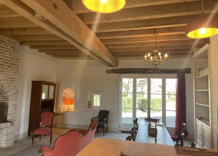 Calme Et Lumineux Dans Propriété De Caractère Avec Piscine - Fr-1-489-557 Hébergement de vacances *